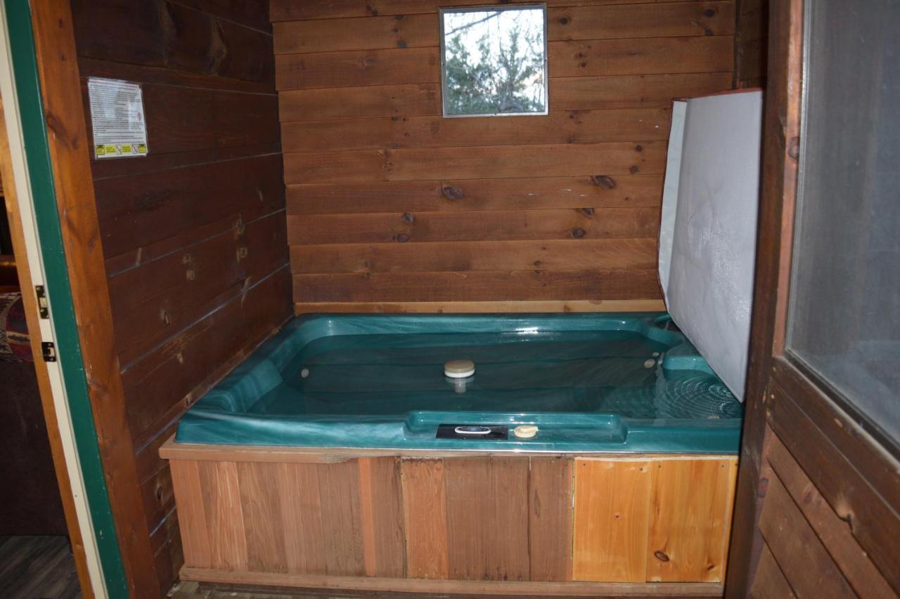 Paradise Point Pigeon Forge Extérieur photo